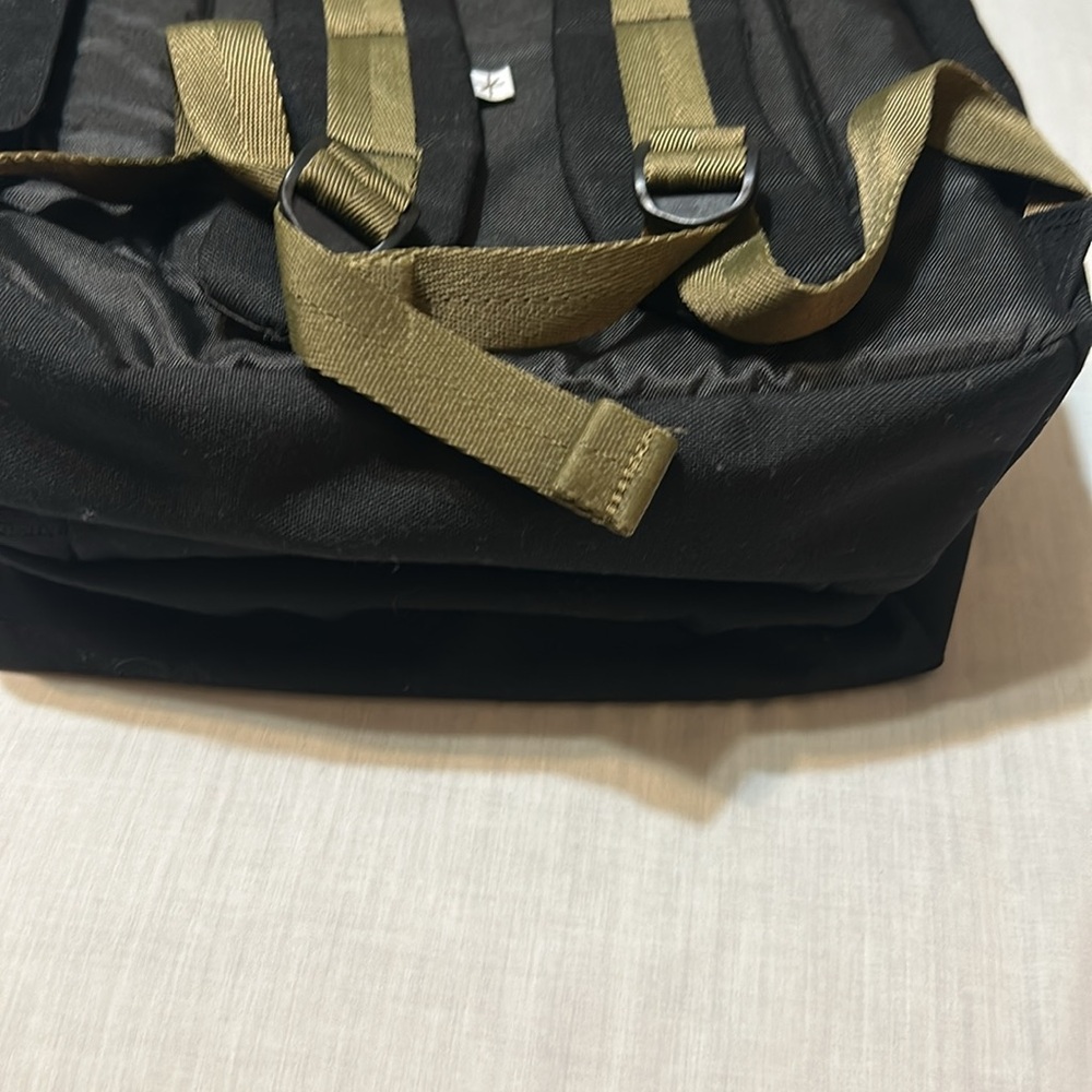 NWT. The Shrine Sneaker Daypack - Picture 4 of 7